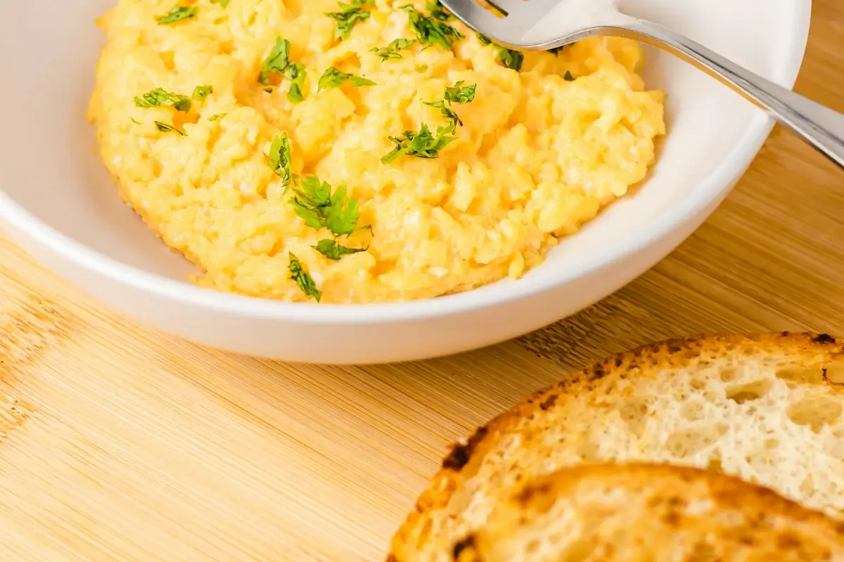 Scrambled αυγά με φέτα
